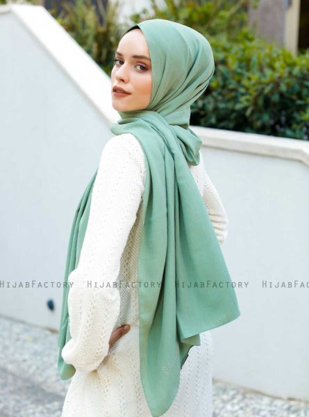 Emira - Ljusgrön Hijab - Sal Evi