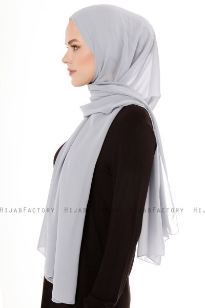 Derya - Ljusgrå Praktisk Chiffon Hijab
