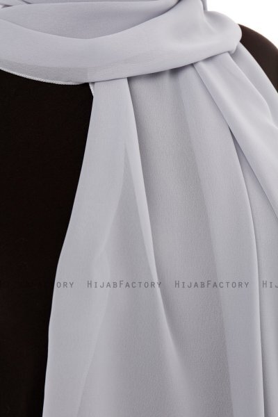 Derya - Ljusgrå Praktisk Chiffon Hijab