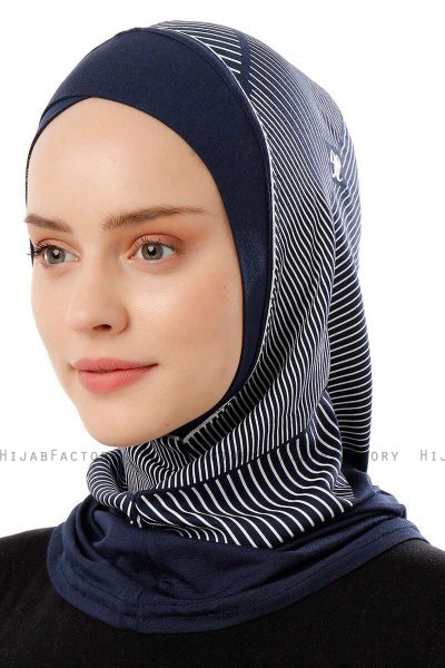 Wind Cross - Marinblå One-Piece Al Amira Hijab