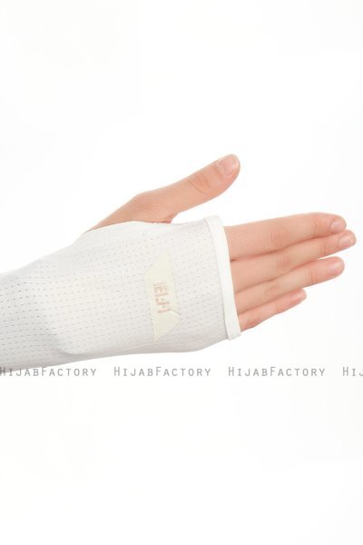 Bayda - Creme Pro Sport Hijab Set