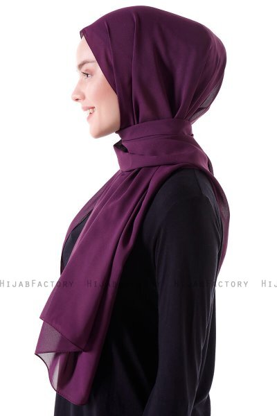 Hadise - Mörklila Chiffon Hijab