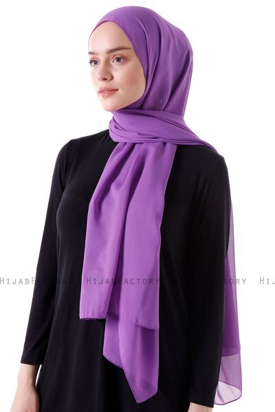 Hadise - Lila Chiffon Hijab