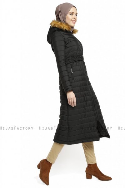 Yeliz - Svart Lång Jacka Med Luva