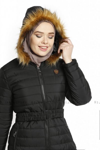 Yeliz - Svart Lång Jacka Med Luva