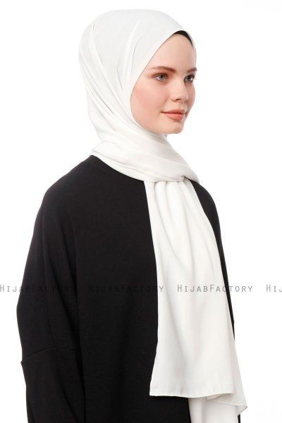 Aylin - Creme Medine Silk Hijab - Gülsoy