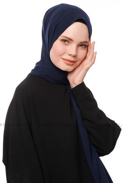 Aylin - Marinblå Medine Silk Hijab - Gülsoy
