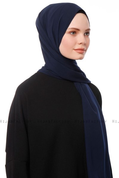 Aylin - Marinblå Medine Silk Hijab - Gülsoy