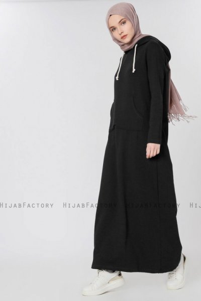 Nasira Svart Muslimsk Klänning Med Hood 280093c