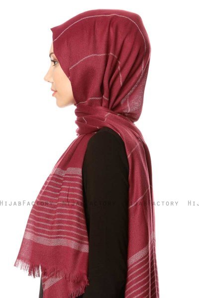 Nihal - Vinröd Hijab - Özsoy
