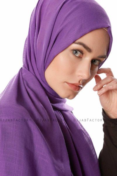 Selma - Mörklila Enfärgad Hijab - Gülsoy