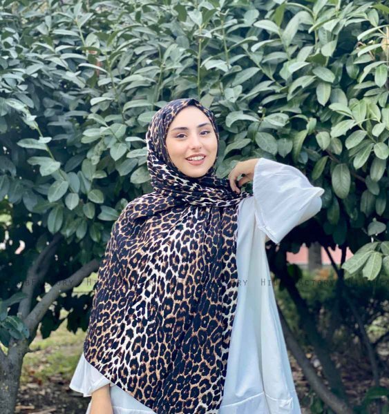 Shahnaz - Svart Leopard Mönstrad Bomull Hijab